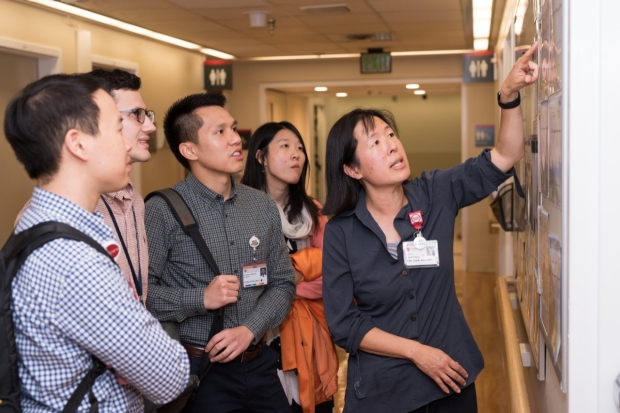Dr. Lisa Shieh working with medical residents